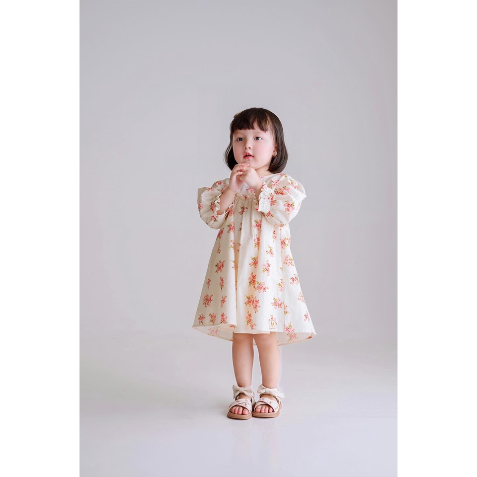 Váy Bé Gái Carrot Tay Lỡ Cổ Thủy Thủ, Họa Tiết Hoa Mộc Lan, Chất Thô Cotton Thoáng Mát Thấm Hút Mồ Hôi Tốt