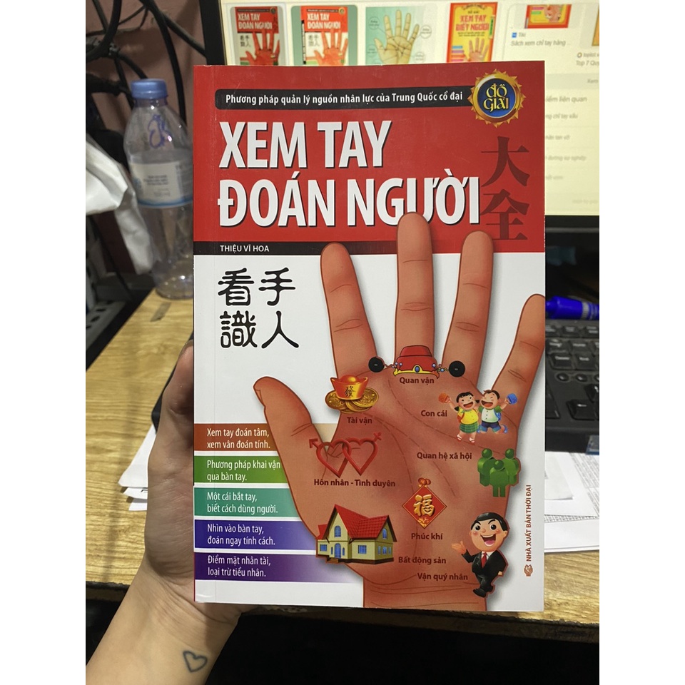 Sách - Xem Tay Đoán Người