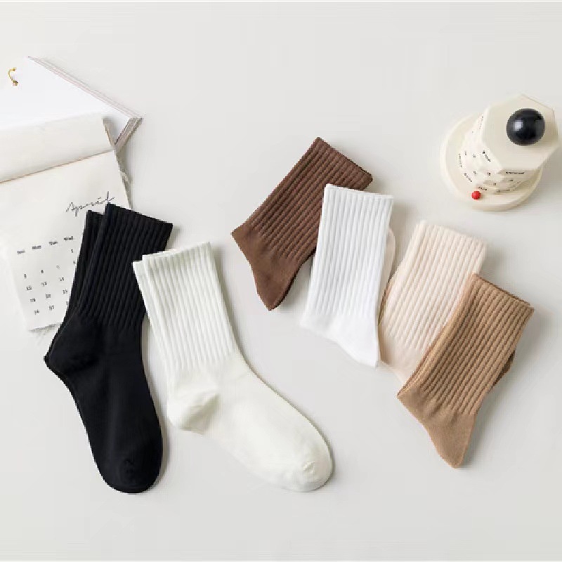 Vớ Thể Thao Dài Trung Bình Màu Trơn Hợp Thời Trang Và Đa Năng