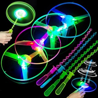 Sáng tạo phát sáng tay đẩy quay chuồn chuồn frisbee / đĩa bay đầy màu sắc ban đêm / đồ chơi bay bằng tre-copter bằng nhựa tự làm / mái chèo ngoài trời vui nhộn cho trẻ em