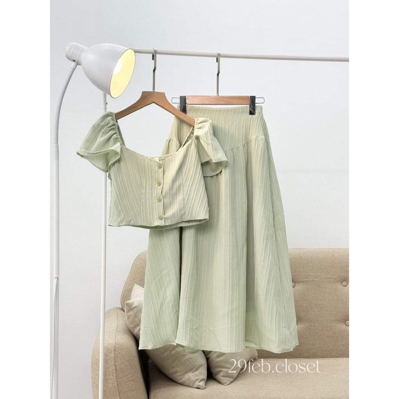 Sét bộ áo crotop và chân vây dài, chất đũi gân