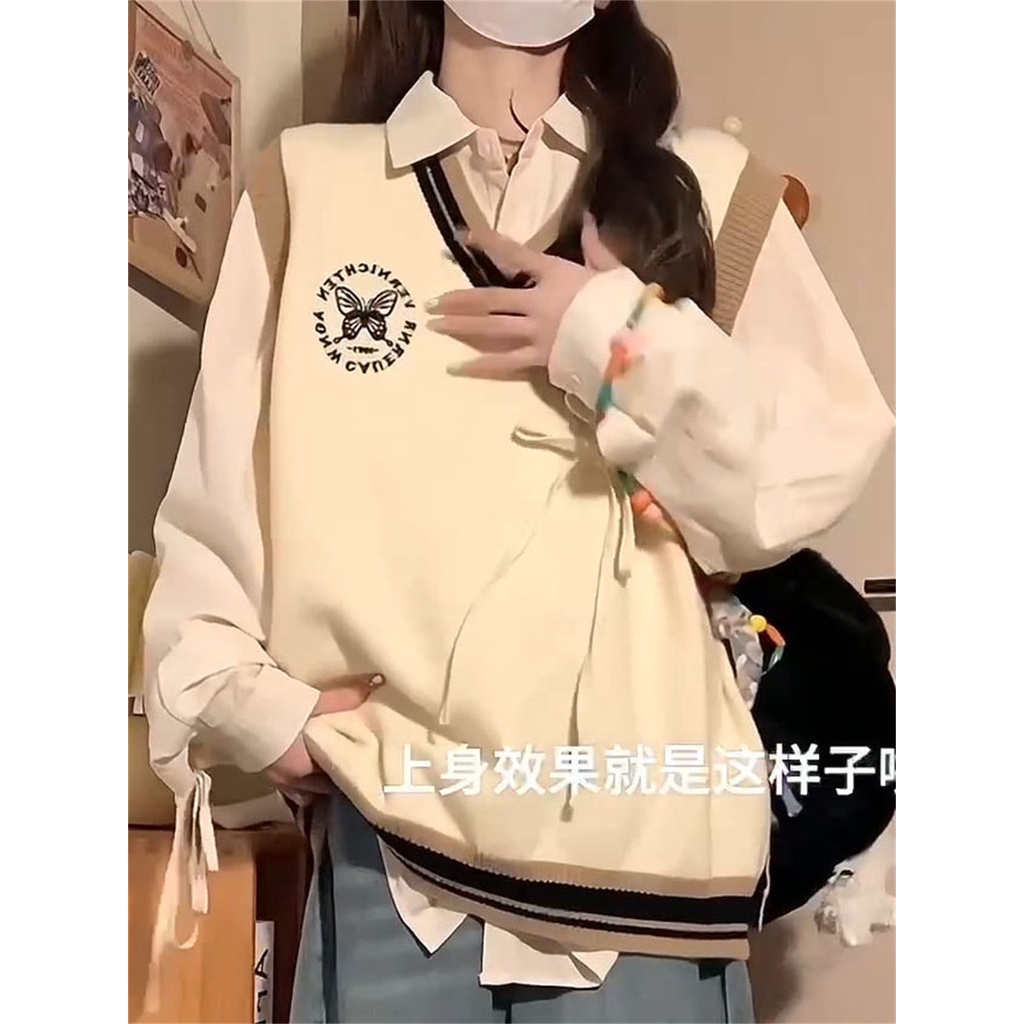Áo Dệt Kim Sát Nách Thêu Hình Bướm Dễ Thương Cho Nữ Sinh