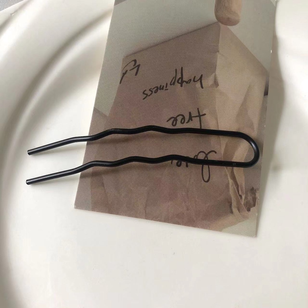 - Giá Đỡ Tông Đơ Cạo Tóc Bốn Răng Hình Chữ u