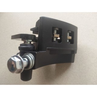 Củ dầu, heo dầu dưới xe điện 133s