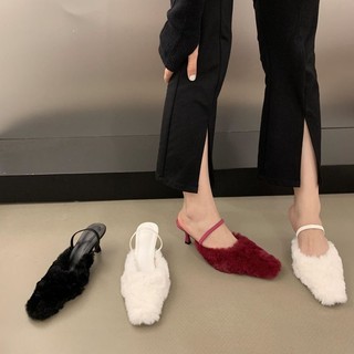 Giày cao gót phối lông xinh xắn dễ phối đồ