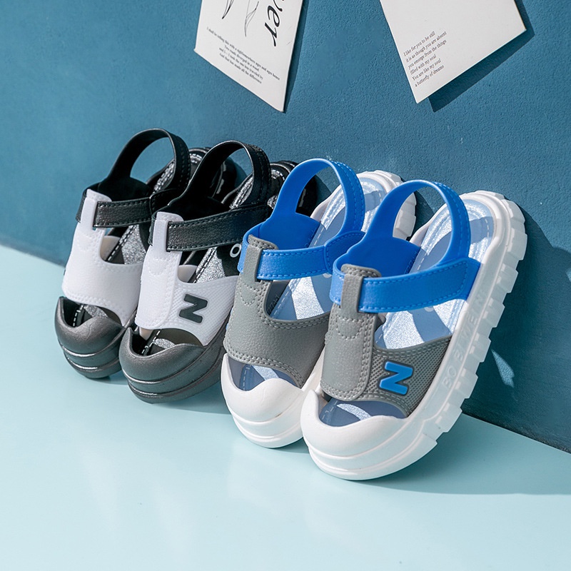 Mới Dép sandal Đế Mềm Chống Trượt In Hình Hoạt Hình Thời Trang Mùa Hè Dành Cho Trẻ Em