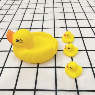 Đồ chơi đàn vịt mẹ và con, có còi kêu