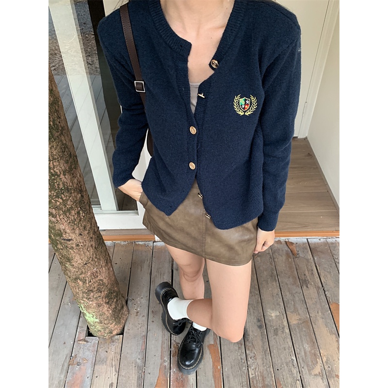 Áo Khoác cardigan Dệt Kim Tay Dài Màu Trơn Thêu Họa Tiết Thời Trang Mùa Thu Cho Nữ