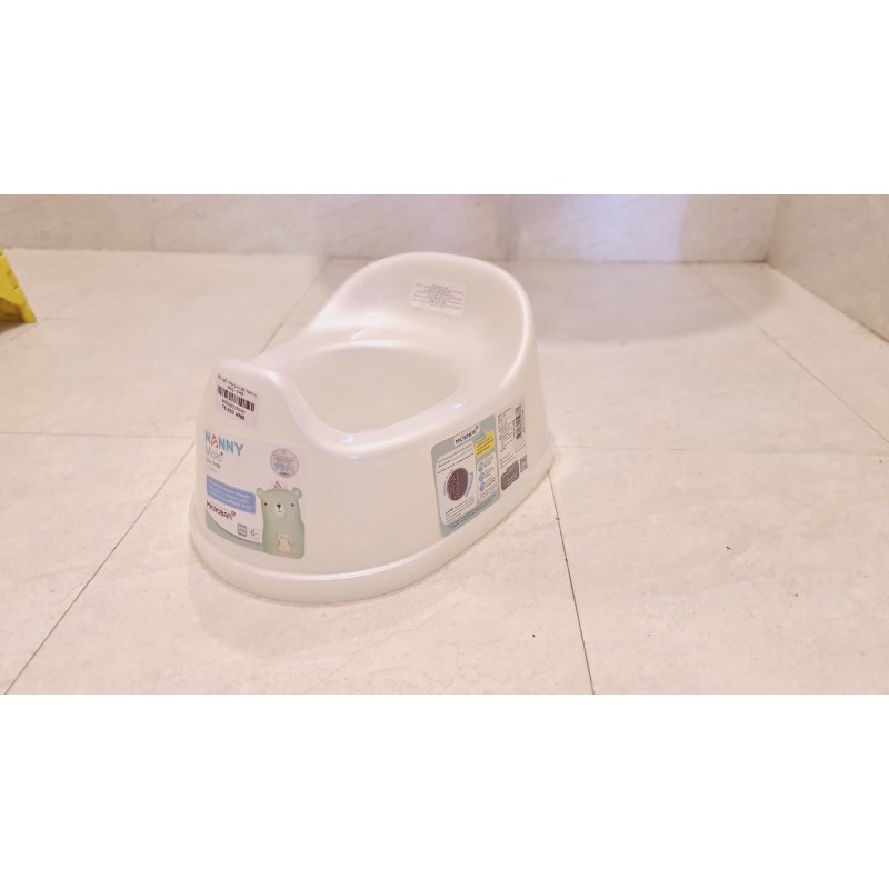 Bô ngồi vệ sinh cho bé kháng khuẩn Nanny Thái Lan - 0468 - Minakhosimevabe