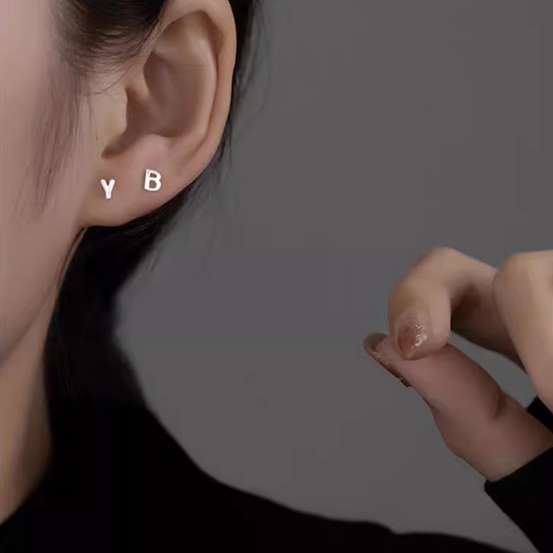 Bông Tai Bạc Hình Chữ Cái Từ a-z 26 Thời Trang Dành Cho Cả Nam Và Nữ