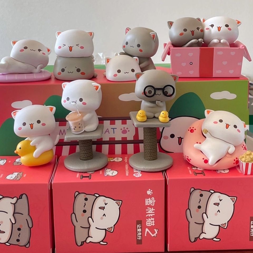 Hộp Đồ Chơi Búp Bê Hoạt Hình Mèo May Mắn 2 Mùa Giá Rẻ Dễ Thương Cho Bé