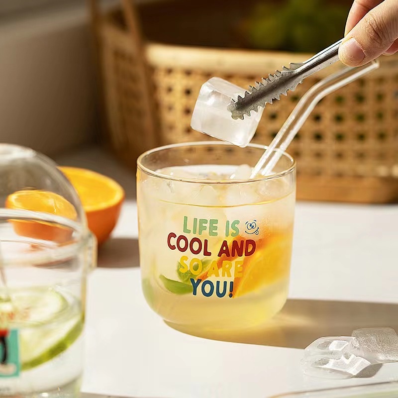 Bình Nước Thủy Tinh Cỡ Lớn Có Nắp Và Ống Hút Họa Tiết Hoạt Hình Dễ Thương Cho Bé Gái