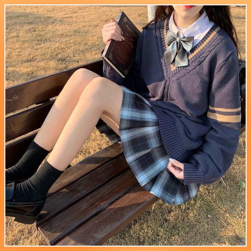 Áo sweater Dệt Kim Cổ Chữ v Màu Sắc Xinh Xắn Thời Trang Thu Đông Cho Nữ