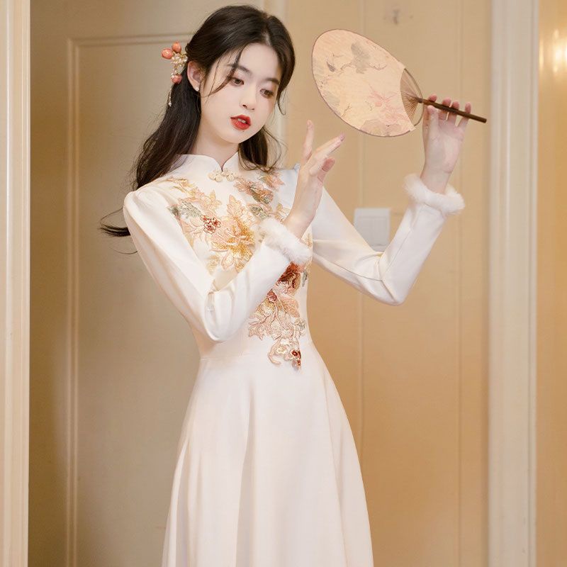 Đầm Sườn Xám Trung Hoa Mỏng Kiểu Mới Mùa Đông Cho Nữ