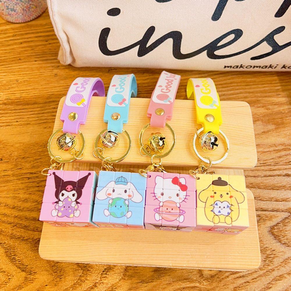 Khối Rubik mini Có Móc Khóa Họa Tiết Hoạt Hình Dễ Thương