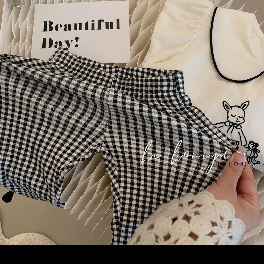 Bộ Áo Sơ Mi + Quần Dài Ống Loe Họa Tiết Hoạt Hình Phong Cách Phương Tây Thời Trang Xuân Thu 2023 Cho Bé Gái