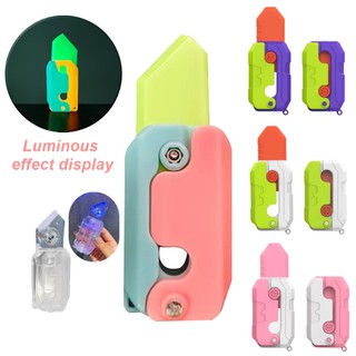 Đồ chơi thẻ nhấn tạo hình củ cà rốt 3d phát sáng độc đáo cho bé