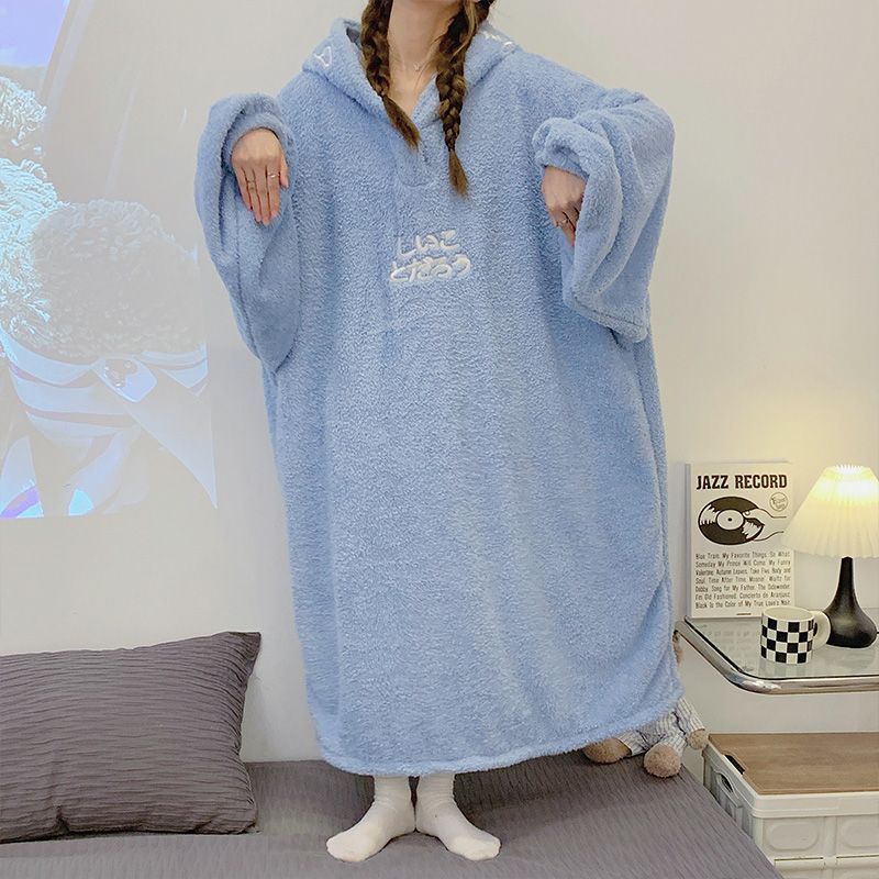 Bộ Đồ Ngủ Một Mảnh Vải Lông Cừu San Hô Dày Dặn Thời Trang Mùa Đông Cho Cặp Đôi