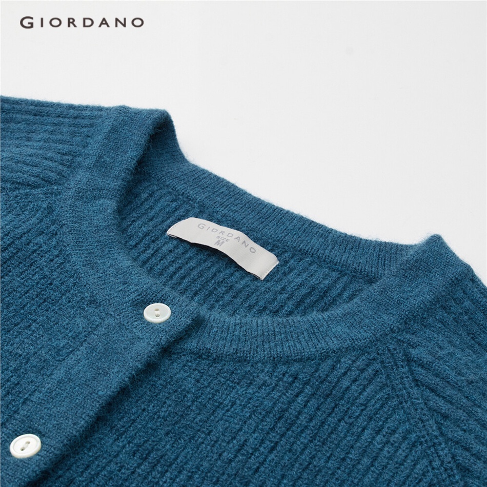 GIORDANO WOMEN Chunky raglan sleeve crewneck loose cardigan 13353781