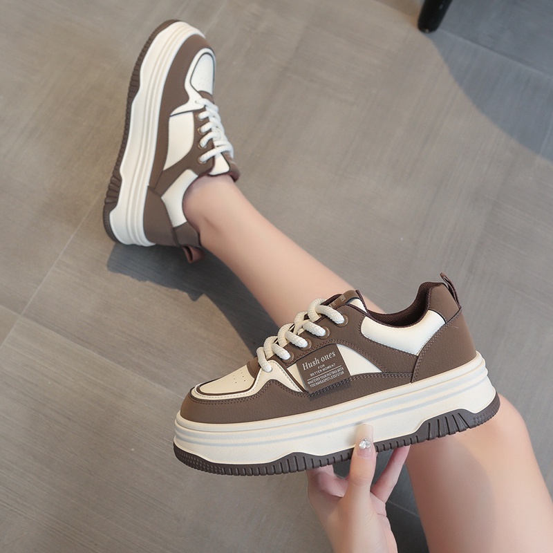 Ielgy Giày Thể Thao Tăng Chiều Cao Màu Đen Cho Nữ