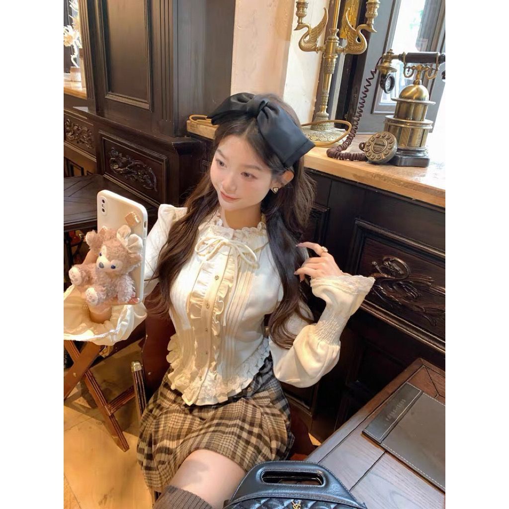 Áo Kiểu Tay Phồng Phối Ren Bèo Phong Cách Pháp