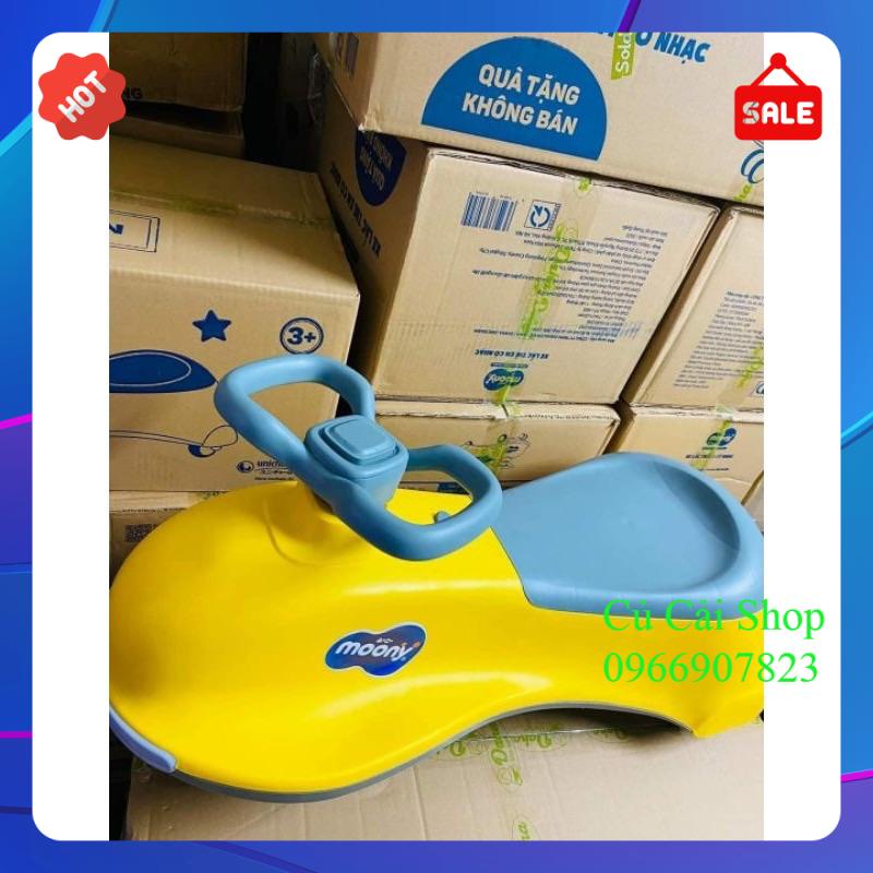 Xe lắc cho bé hkm Moony xịn sò,xinh xắn