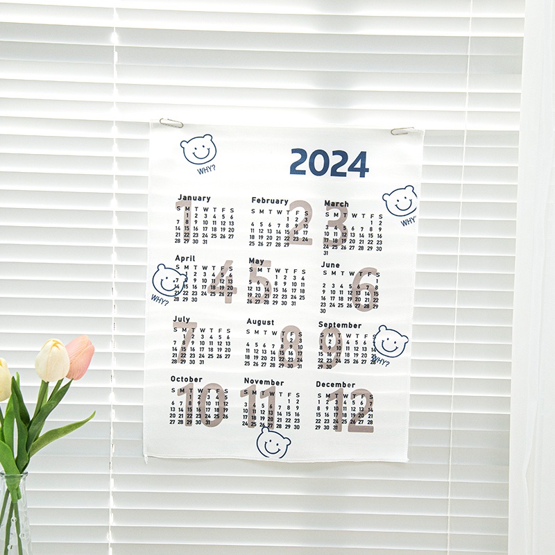 Lịch Treo Tường Năm Mới 2024 Bằng Vải Họa Tiết Gấu Hoạt Hình Dễ Thương Bắt Mắt