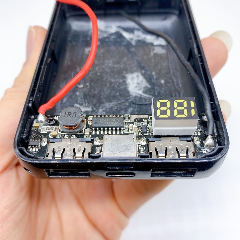 Box sạc dự phòng mini giá siêu rẻ