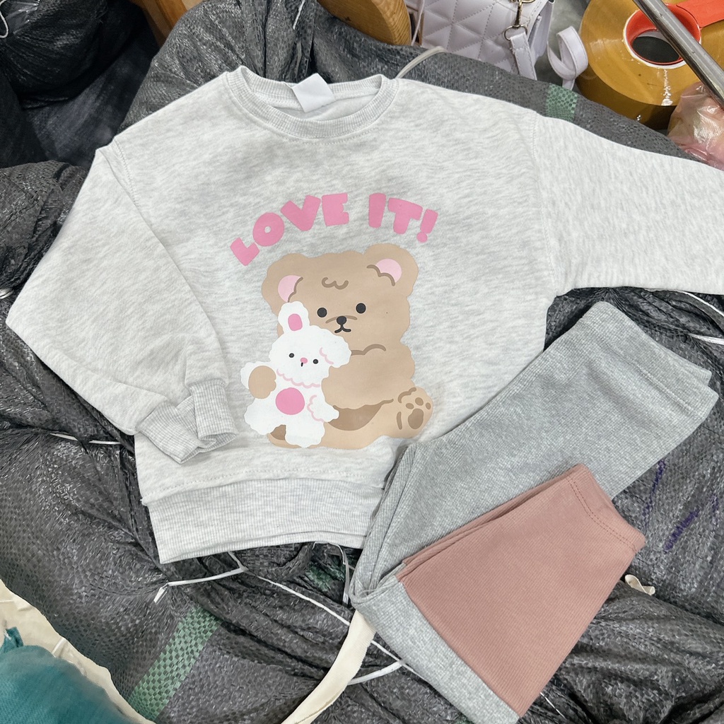 ✨MALINHKID✨BN071-Bộ nỉ GẤU LOVE IT màu xám mix legging trẻ em VNXK