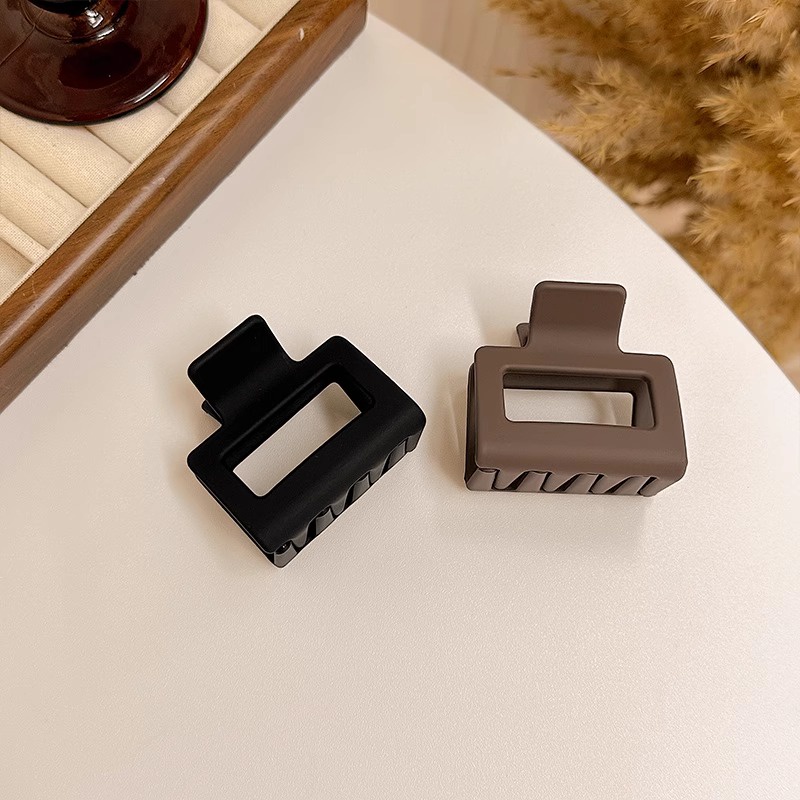 Kẹp Tóc mini Hình Vuông Màu khaki Phong Cách Hàn Quốc Dễ Thương Cho Nữ