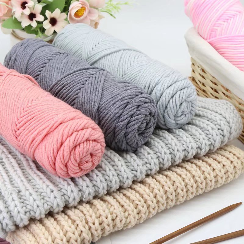 Cuộn bông gòn 100g sợi 3mm Dùng để thêu, móc khăn quàng cổ và mũ