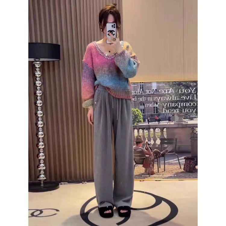 Áo Len Sáp Mềm Chui Đầu Dáng Rộng Đính Hạt Kim Cương Kiểu Công Nghiệp Thời Trang Thu Đông Cho Nữ