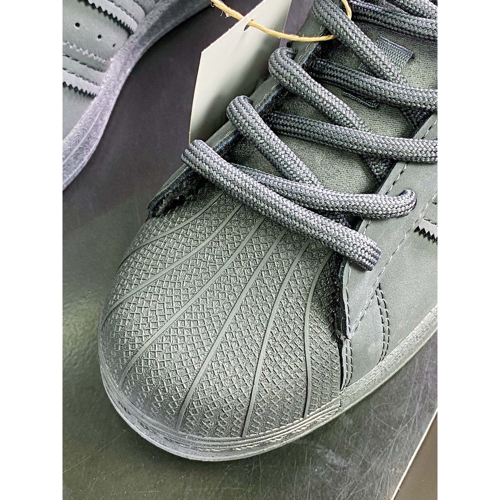 Giày Thể Thao adidas superstar gz4830 Chất Liệu Sợi carbon Màu Đen Chống Mòn Thoải Mái Cho Nam Và Nữ