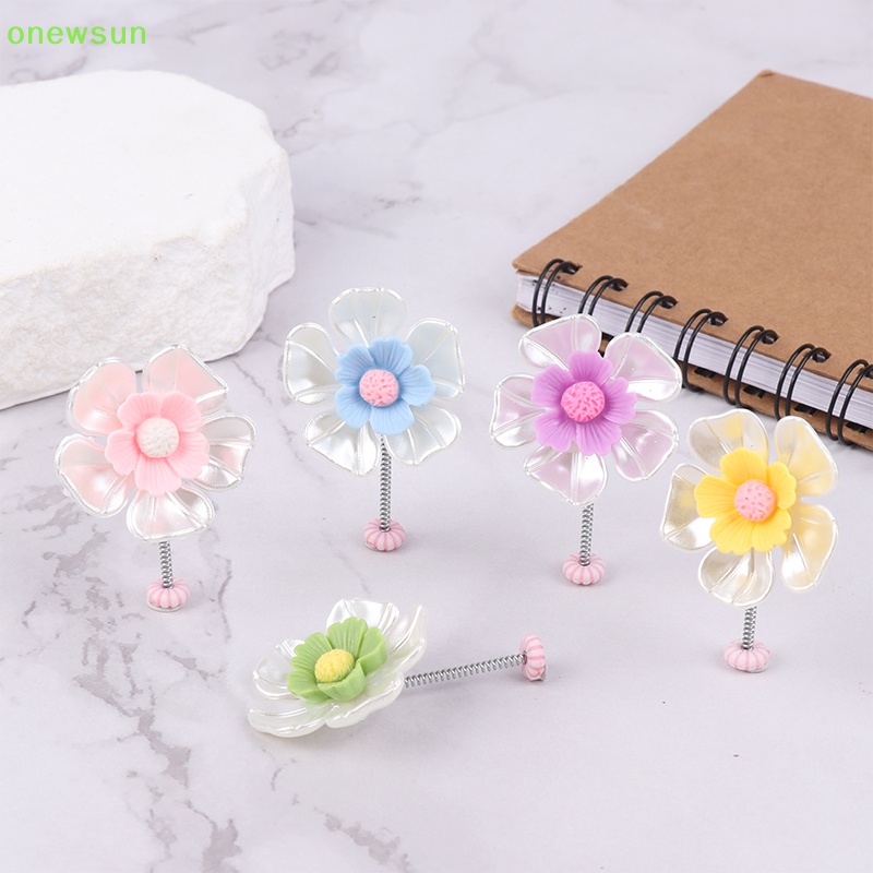 Hoa Trang Trí Bảng Điều Khiển Xe Hơi Dễ Thương Mới