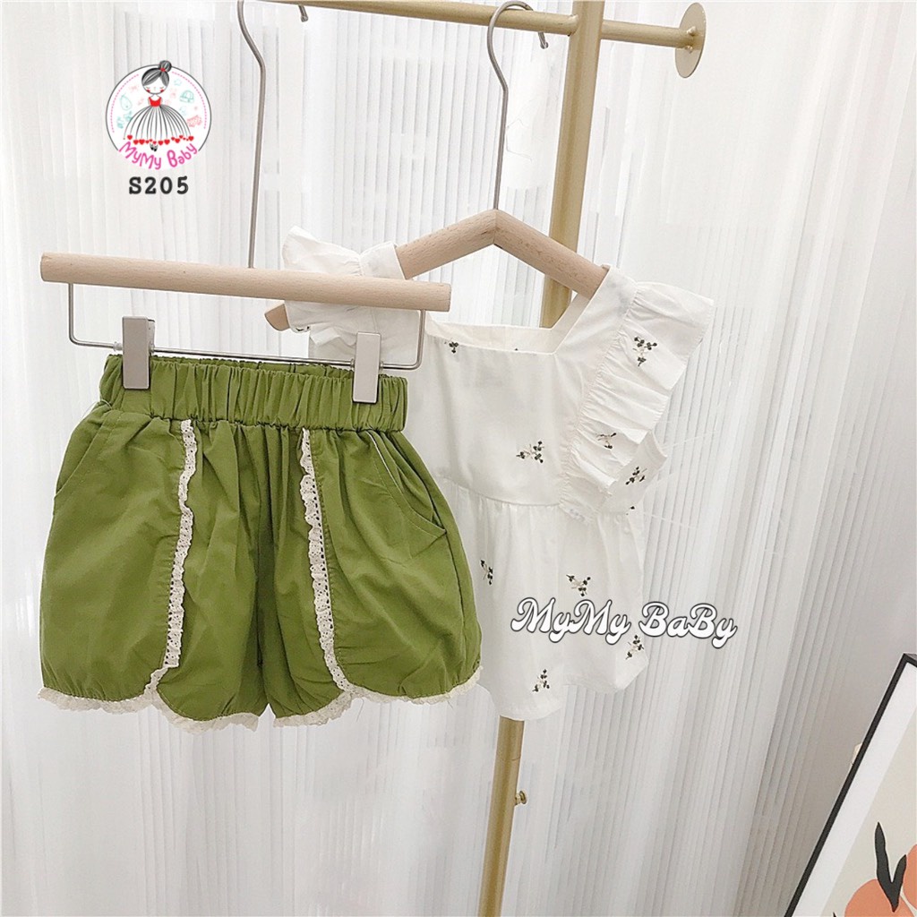 Sét áo trắng họa tiết hoa nhí quần xanh ren kem