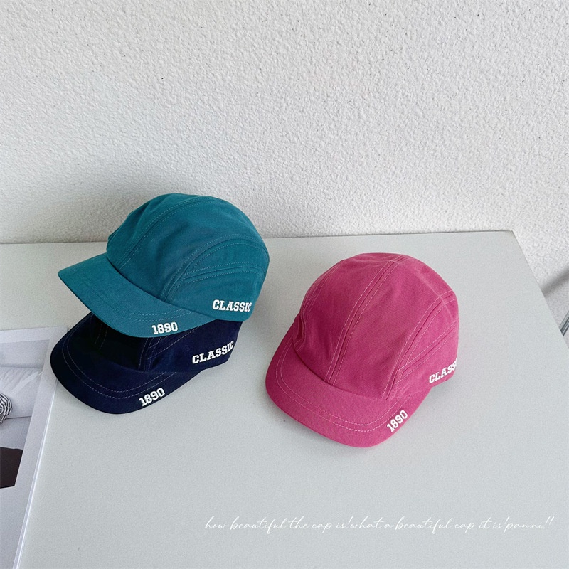 Mũ Lưỡi Trai Thêu Chữ Phong Cách Hàn Quốc Cho Mẹ Và Bé