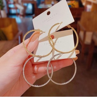 Bông tai khoen tròn nhỏ vân vân xinh xắn