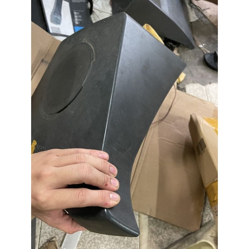 Súp tivi Sony 16cm 4r20w hát hay. To và rất bự.  Giá 1 cái