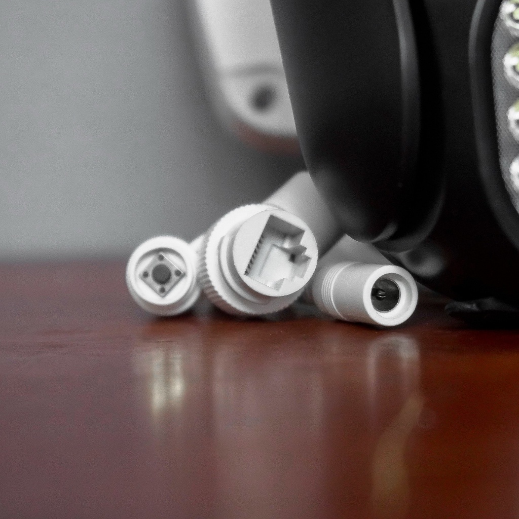 Camera Yoosee Ngoài Trời 16 LED Mini Xoay 360, Đàm Thoại 2 Chiều - Full HD Siêu Nét, Kèm Thẻ Nhớ, Bảo Hành 1 Năm