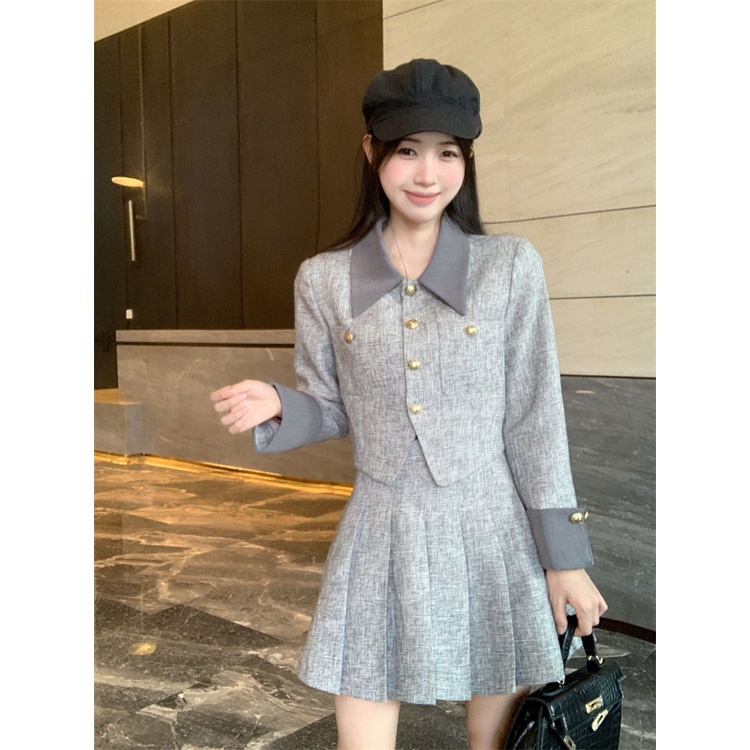 Bộ Áo Khoác Vest Dáng Rộng Phối Chân Váy Ngắn Xếp Ly Kiểu retro Pháp Thời Trang Mùa Thu 2023 Cho Nữ