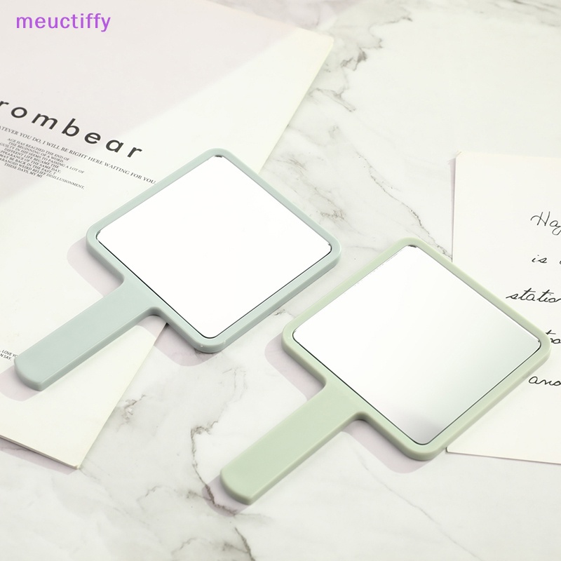 Gương Trang Điểm Cầm Tay Hình Vuông Có Tay Cầm Tiện Lợi