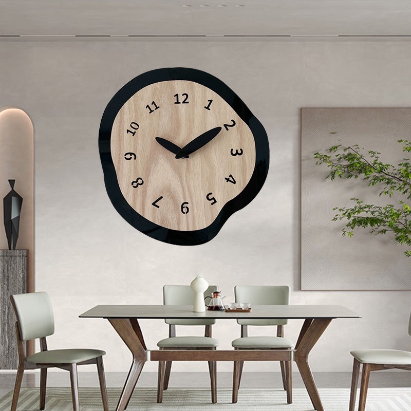 Đồng Hồ Treo Tường Màu Gỗ Đơn Giản Naafenai