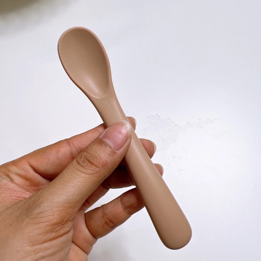 PVN60782 Thìa ăn dặm silicon bền đẹp kích thích bé ăn ngon T2