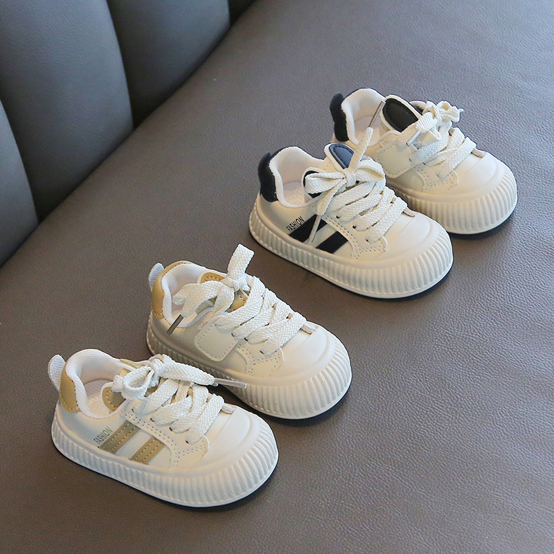 Giày Thể Thao Da Đế Mềm Chống Trượt Thời Trang Xuân Thu Cho Bé