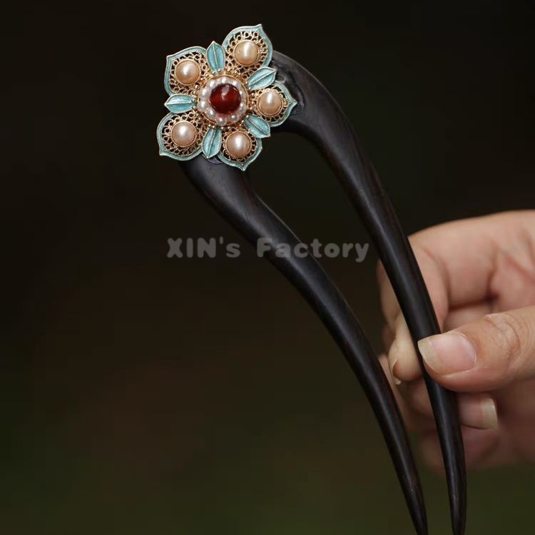 Trâm Cài Tóc Bằng Gỗ Đính Hoa Màu Xanh Dương Phong Cách Trung Hoa Cổ Điển Sang Trọng