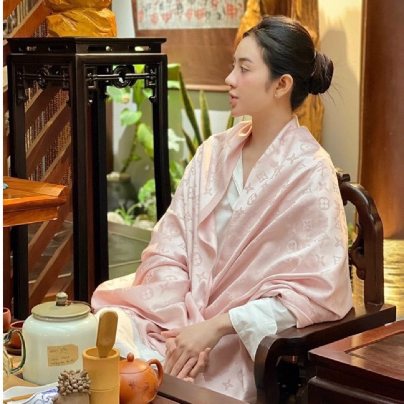 KHĂN LỤA ĐŨI CAO CẤP BẢN DÀI 90x180cm