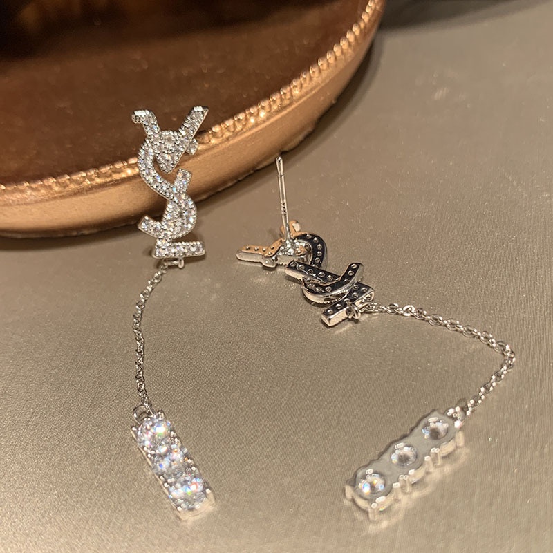 Bông Tai Chữ CáI DạNg DàI Tua Rua