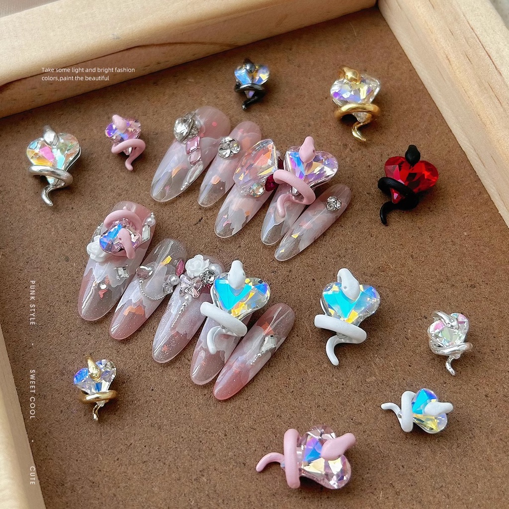 Charm Rắn Ôm Trái Tim Đủ Màu To Nhỏ HOT TREND 2023 | Trang Trí Móng Tay