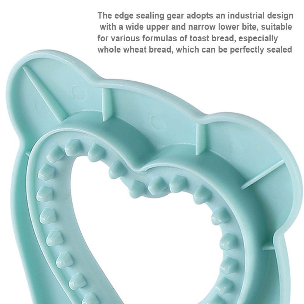 Khuôn Cắt Bánh Mì sandwich Hình Trái Tim p1o5