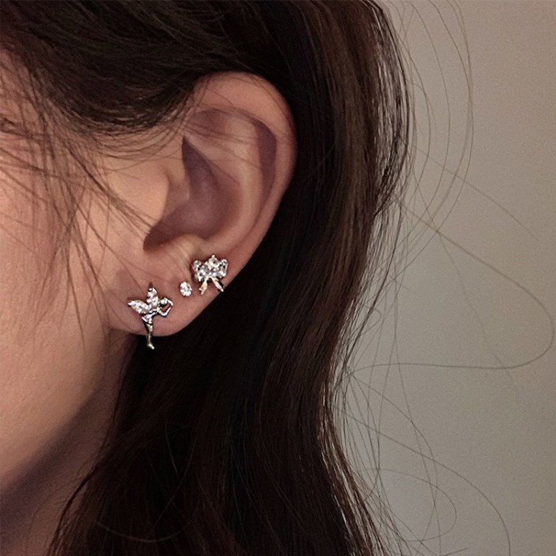 Khuyên Tai Xỏ Xỏ Lỗ Hình Nơ Và Ngôi Sao Nhiều Kiểu Dáng Dành Cho Nữ